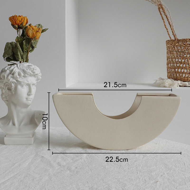 Simplicity Ceramic Vase for Dry Flower Arrangement & Decor