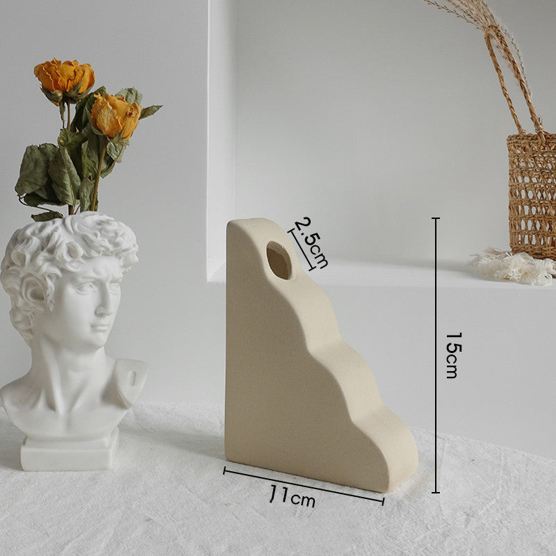 Simplicity Ceramic Vase for Dry Flower Arrangement & Decor